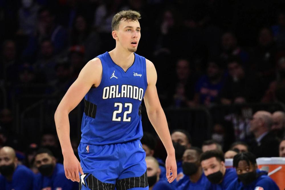 并不断调整 并不断调整