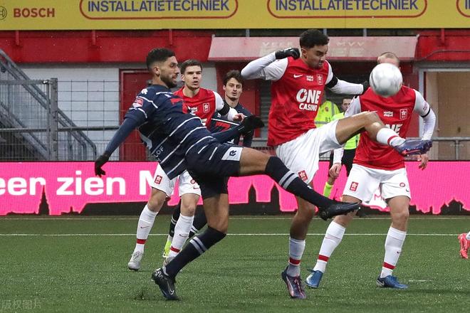 这名中场悍 这名中场悍