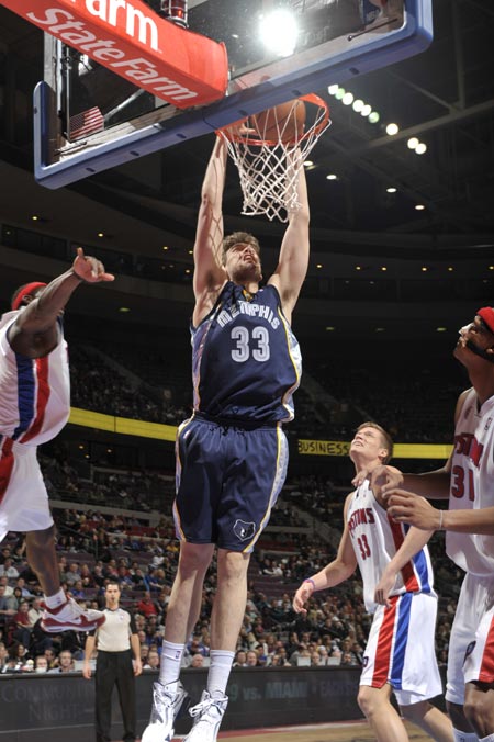 吸引了大批 吸引了大批