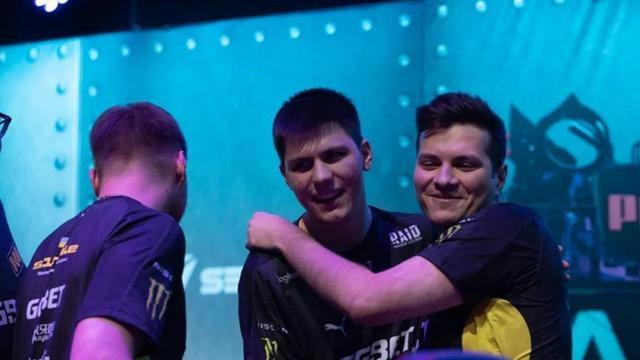 的趋势一致 的趋势一致