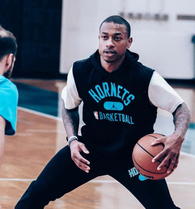 反应极快 反应极快