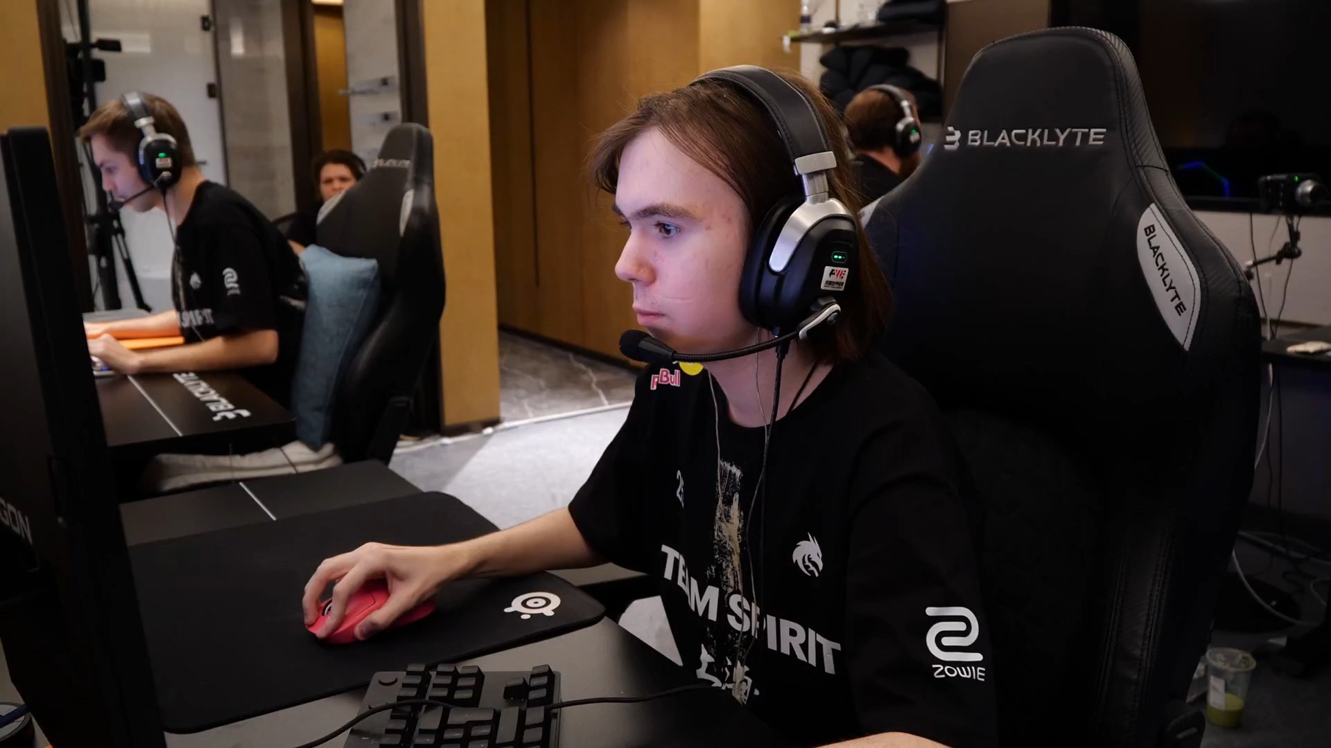 防守端深度 防守端深度