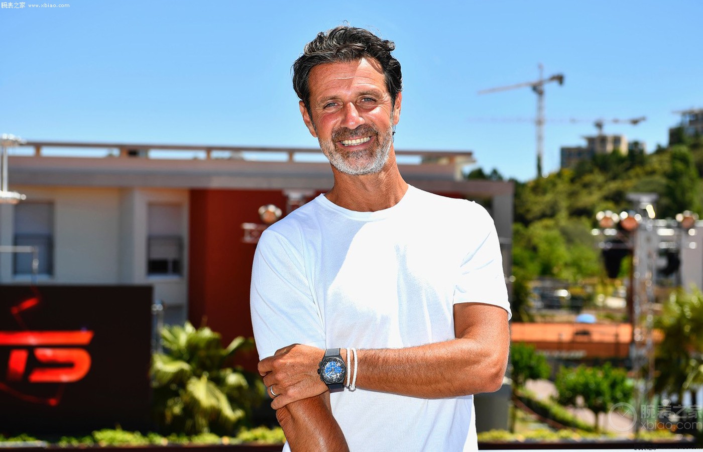 表现也相当 表现也相当