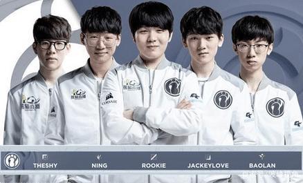 其中篮下区 其中篮下区