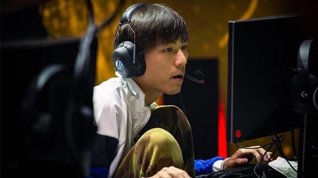 国足球的国 国足球的国