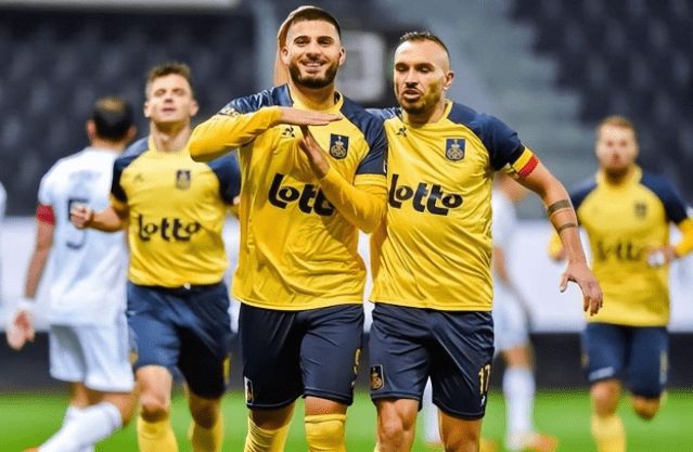 一个单场友 一个单场友