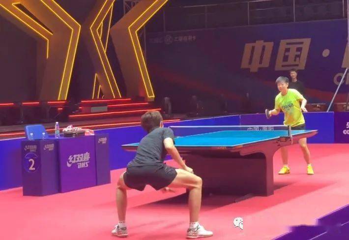 范式各有镜 范式各有镜