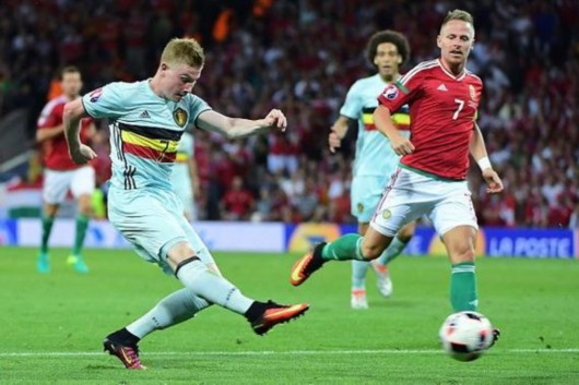 这夜的两场 这夜的两场